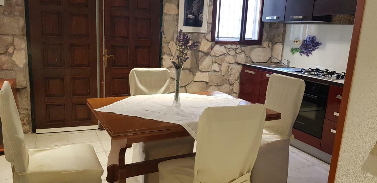 Studio Apartment Jelinek Brela Εξωτερικό φωτογραφία