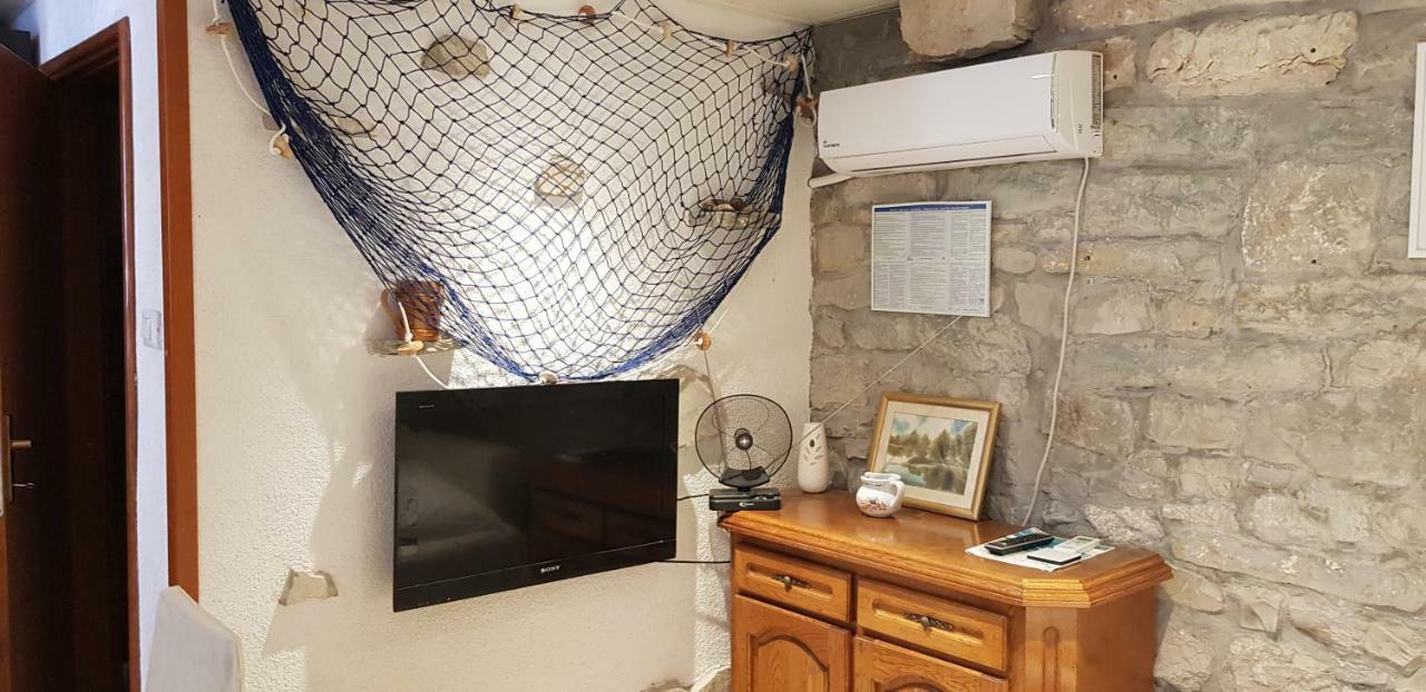 Studio Apartment Jelinek Brela Εξωτερικό φωτογραφία